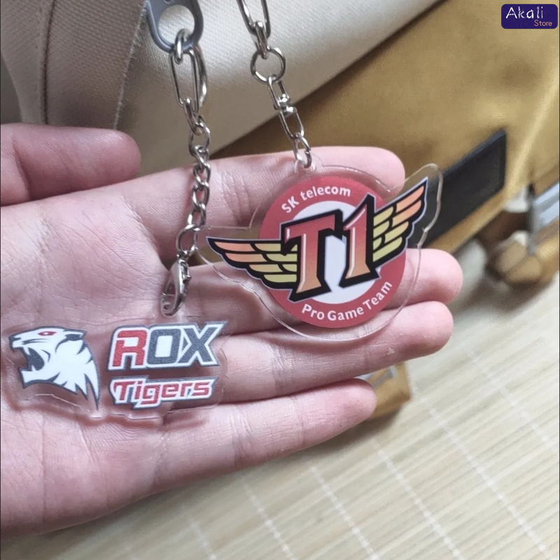 LOL Esports Team Logo Keychain – Gaming Accessories Logo Bewertung und Preis